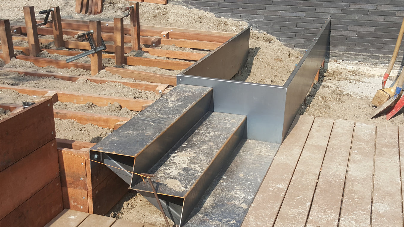 vlonder, trap en keerwanden