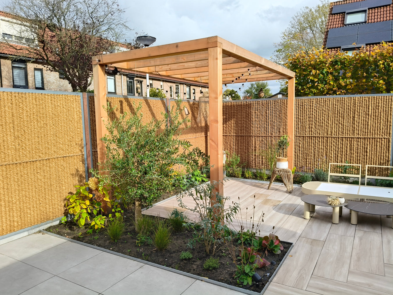 Kokowall tuinschermen + pergola 
